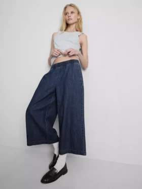Culotte-Jeans mit weitem Bein