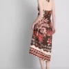 Das bedruckte Midi-Kleid im Neckholder-Stil aus Leinenmischung Das bedruckte Midi-Kleid im Neckholder-Stil aus Leinenmischung