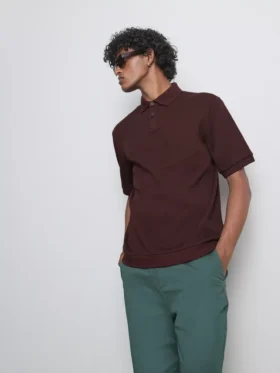 Das gerippte Polohemd von The Edit