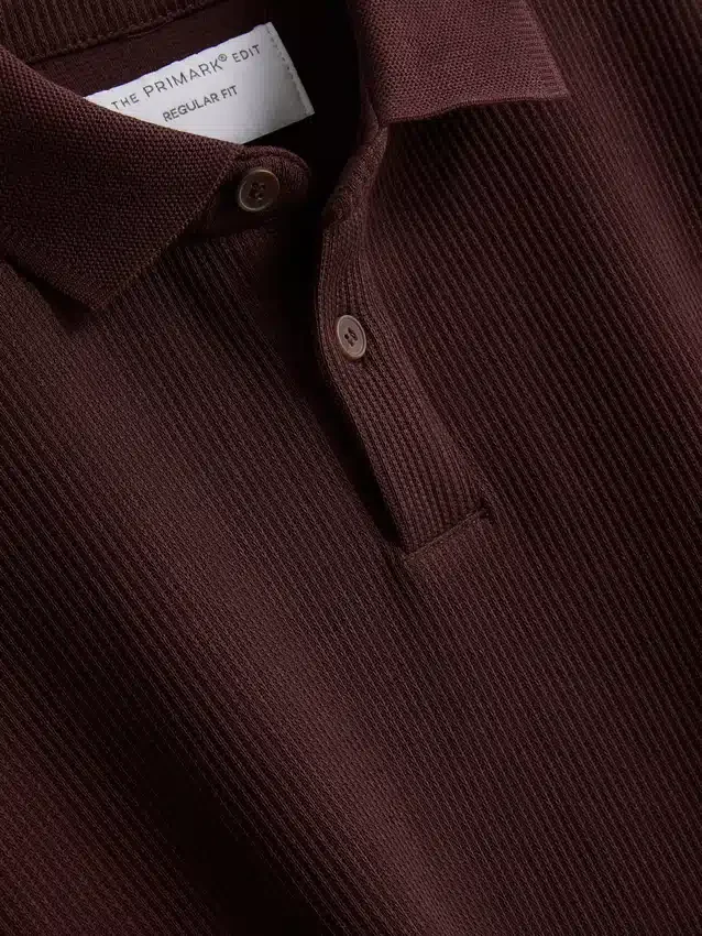 Das gerippte Polohemd von The Edit Das gerippte Polohemd von The Edit