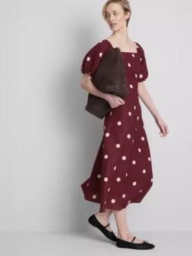 Das Midi-Kleid „The Edit“ aus Leinen mit Puffärmeln