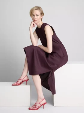 Das „The Edit“ – ärmelloses Midi-Kleid aus Leinen