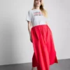 „Der Teufel trägt Prada“ – Baumwoll-T-Shirt mit Aufdruck „Der Teufel trägt Prada“ – Baumwoll-T-Shirt mit Aufdruck