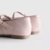 Die „The Edit“-Flache Schuhe aus Leder
