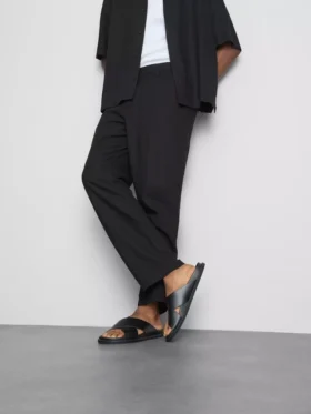 Die „The Edit“-Hose aus Leinenmischung im Relax-Stil
