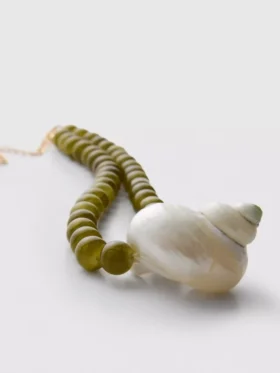 Die „The Edit“-Perlenkette aus Muscheln Die „The Edit“-Perlenkette aus Muscheln