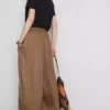 Die „The Edit“ Satin-Hose mit weitem Bein Die „The Edit“ Satin-Hose mit weitem Bein