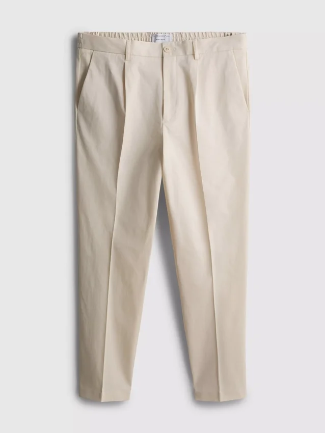 Die „The Edit“ Slim-Fit-Hose mit Pfirsichstruktur Die „The Edit“ Slim-Fit-Hose mit Pfirsichstruktur