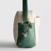 Disney-Bambi-Kameratasche aus Kunstleder Disney-Bambi-Kameratasche aus Kunstleder
