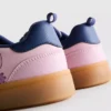 Disney-Sneaker mit Stitch-Motiv und Gummisohle