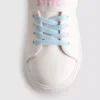 Disneys Stitch-Sneaker mit niedrigem Schaft