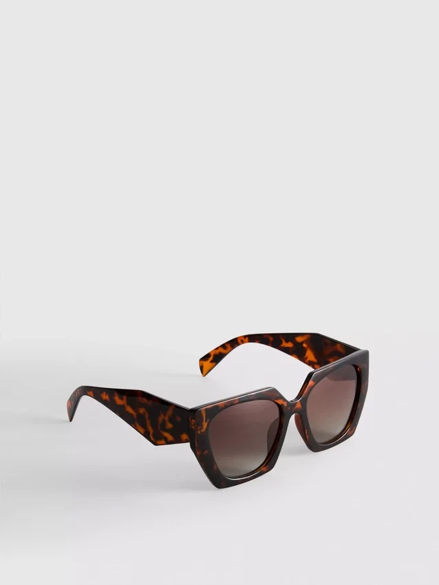 Eckige Sonnenbrille Eckige Sonnenbrille