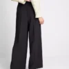 Elegante Hose mit weitem Bein Elegante Hose mit weitem Bein
