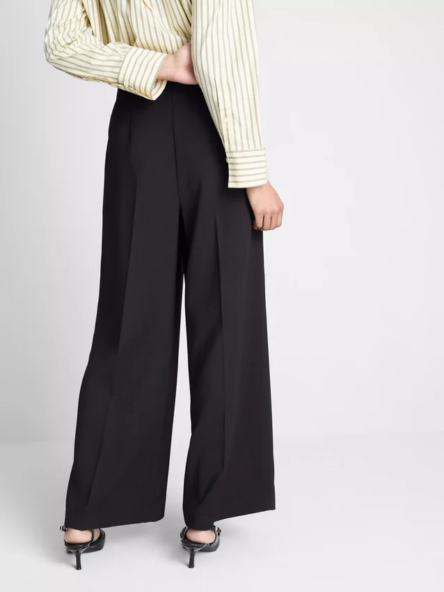 Elegante Hose mit weitem Bein Elegante Hose mit weitem Bein