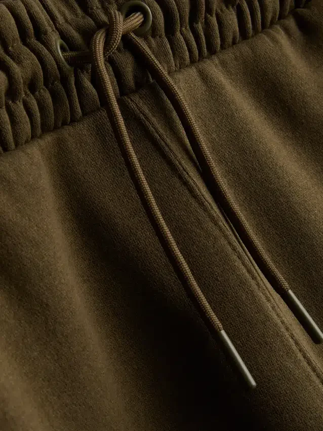 Essential Jogginghose mit Bündchen und Kordelzug Essential Jogginghose mit Bündchen und Kordelzug