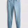 Essential Skinny-Jeans mit mittlerer Leibhöhe | Regular Essential Skinny-Jeans mit mittlerer Leibhöhe | Regular