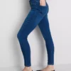 Essential Skinny-Jeans mit mittlerer Leibhöhe | Regular Essential Skinny-Jeans mit mittlerer Leibhöhe | Regular