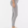 Essential Skinny-Jeans mit mittlerer Leibhöhe | Regular Essential Skinny-Jeans mit mittlerer Leibhöhe | Regular