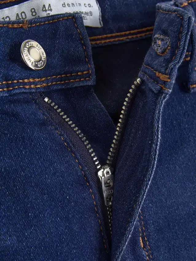 Essential Skinny-Jeans mit mittlerer Leibhöhe | Regular Essential Skinny-Jeans mit mittlerer Leibhöhe | Regular
