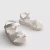Festliche Sandalen mit Tüllblumen