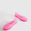 Flache Schuhe aus Gummi