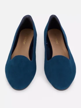 Flache Schuhe aus Kunstwildleder