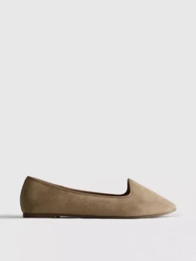 Flache Schuhe aus Wildleder