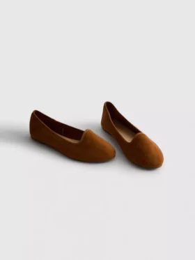 Flache Schuhe aus Wildleder