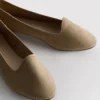 Flache Schuhe aus Wildleder
