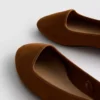 Flache Schuhe aus Wildleder