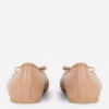 Flache Schuhe mit Schleife
