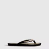 Flip-Flops in Seegras-Optik