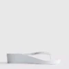Flip-Flops mit Keilabsatz und Strasssteinen
