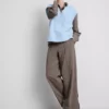 Gebürstete Nadelstreifen-Hose mit weitem Bein Gebürstete Nadelstreifen-Hose mit weitem Bein