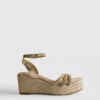 Geflochtene Keilabsatz-Sandalen