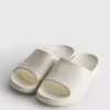 Geformte Pool-Slides