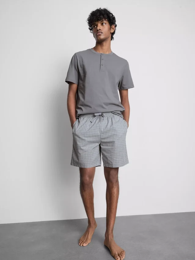 Gekarierte kurze Schlafanzug-Shorts Gekarierte kurze Schlafanzug-Shorts