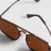 Geometrische Sonnenbrille aus Metall Geometrische Sonnenbrille aus Metall