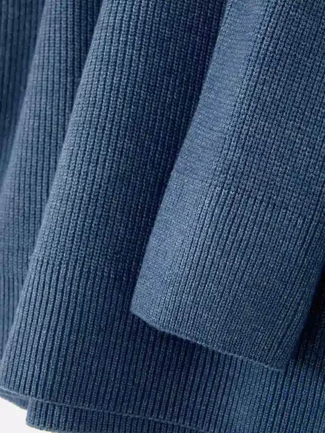 Gerippter Pullover mit Rundhalsausschnitt Gerippter Pullover mit Rundhalsausschnitt