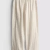 Gestreifte Hose mit weitem Bein aus Baumwollmischung Gestreifte Hose mit weitem Bein aus Baumwollmischung