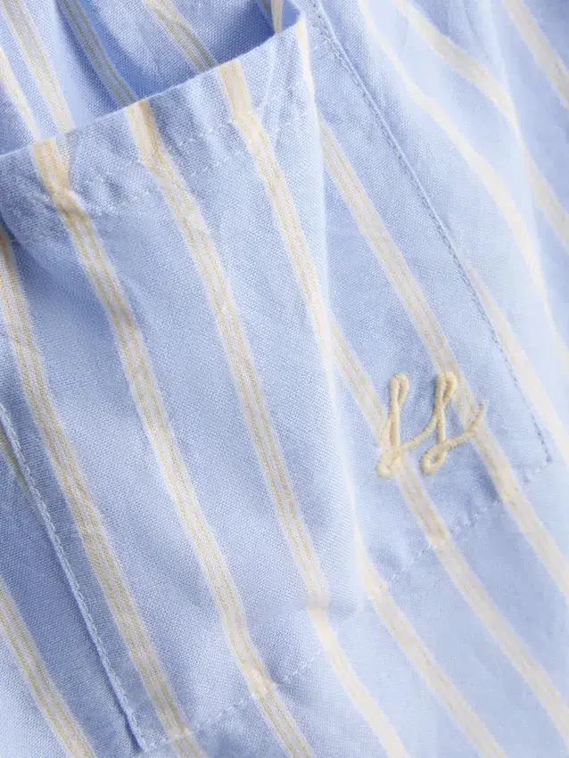 Gestreifte Oxford-Schlafanzug-Shorts aus Baumwolle Gestreifte Oxford-Schlafanzug-Shorts aus Baumwolle