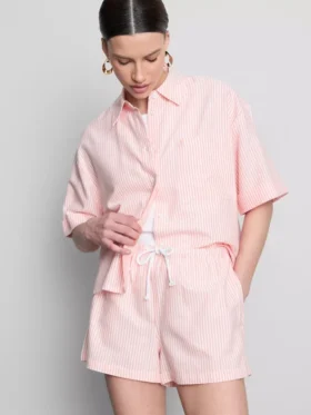 Gestreifte Oxford-Shorts mit hoher Taille