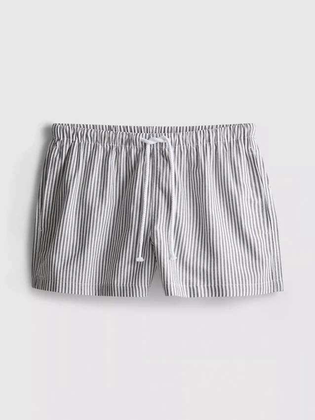 Gestreifte Oxford-Shorts mit hoher Taille Gestreifte Oxford-Shorts mit hoher Taille