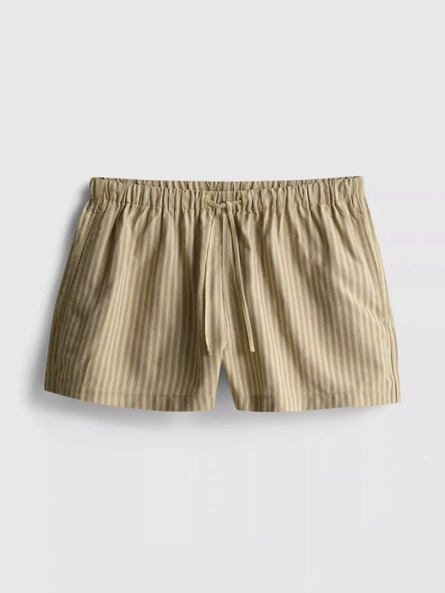 Gestreifte Oxford-Shorts mit hoher Taille Gestreifte Oxford-Shorts mit hoher Taille