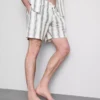 Gestreifte Schlafanzug-Shorts Gestreifte Schlafanzug-Shorts