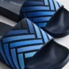 Gestreifte Slingback-Sandalen