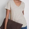 Gestreiftes Baumwoll-T-Shirt mit V-Ausschnitt