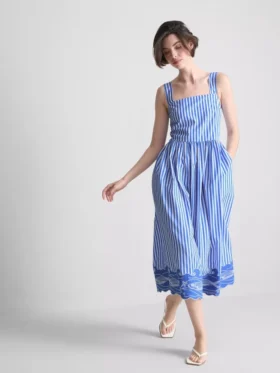 Gestreiftes, besticktes Maxikleid