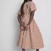 Gestreiftes Midaxi-Smockkleid aus Baumwolle Gestreiftes Midaxi-Smockkleid aus Baumwolle