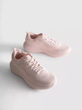 Gestrickte Schnürsneaker